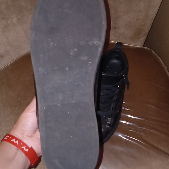 Selling  Balenciaga sneak 100 💯 real - Picture 3 of 5